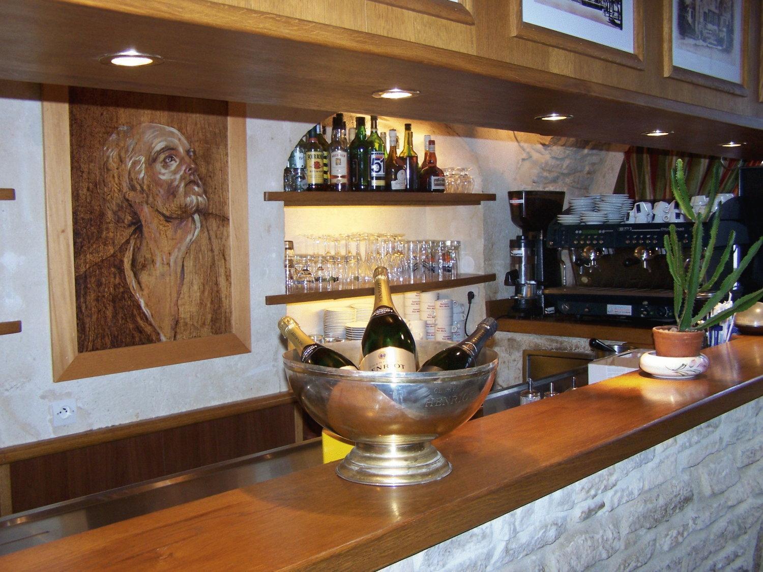 Hostellerie Saint Martin- Logis Hotel Et Restaurant Creully sur Seulles Bagian luar foto